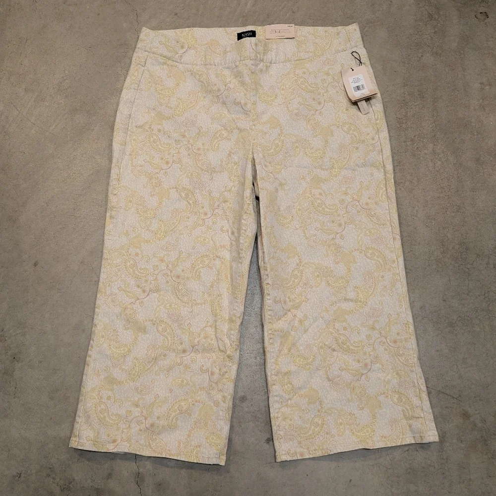 NWT NYDJ Paisley Wide Leg Capri Women's 18W Pull On Yellow White Cream